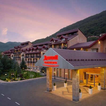 Tsaghkadzor Marriott Hotel Exteriör bild