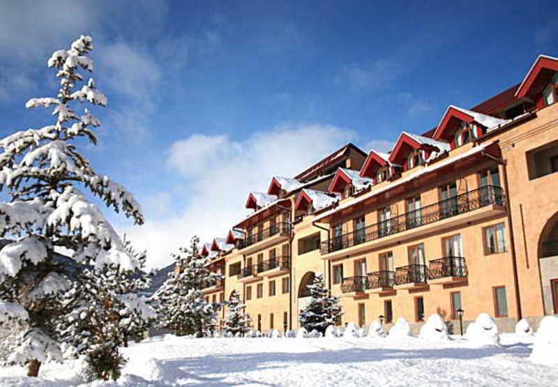 Tsaghkadzor Marriott Hotel Exteriör bild